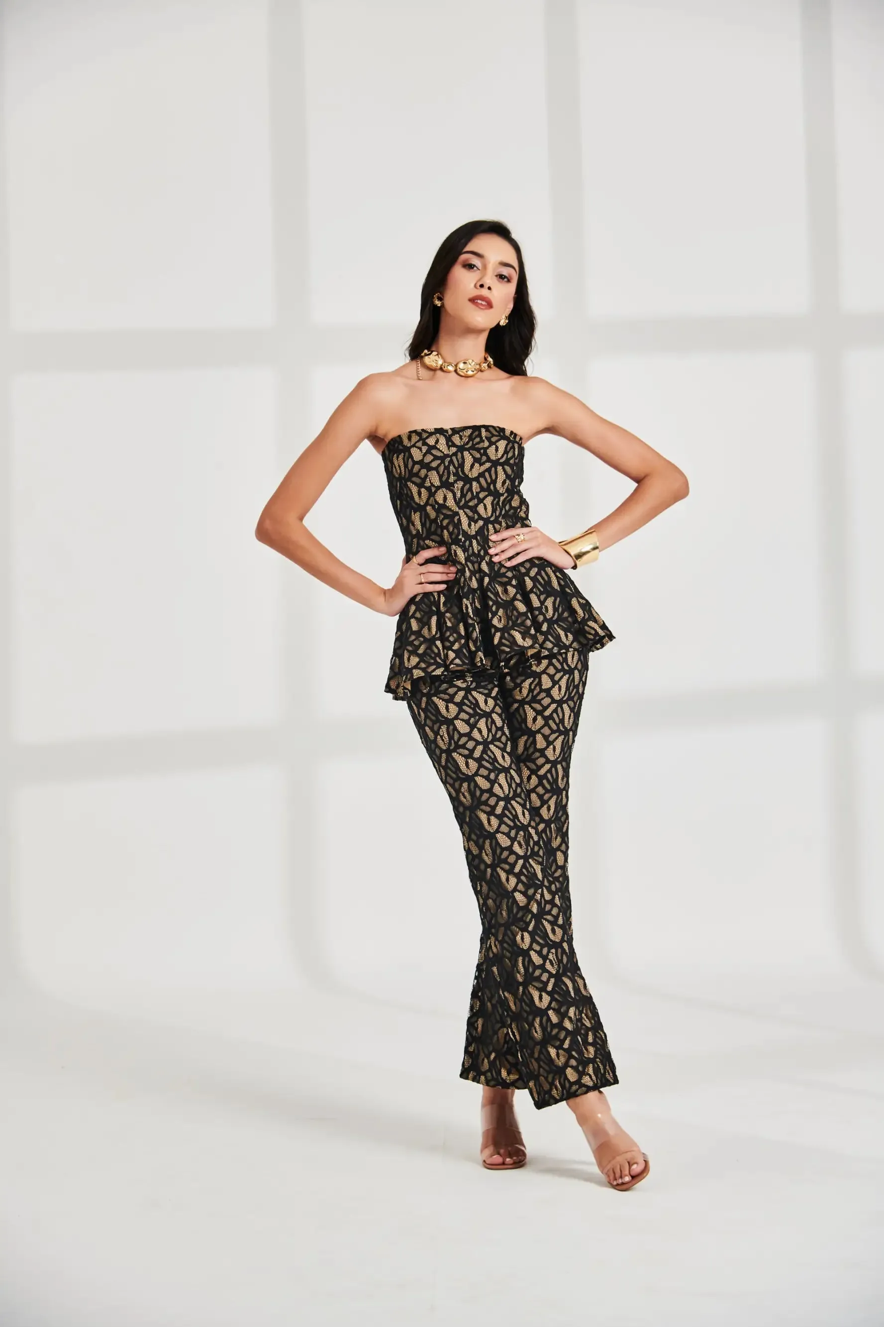 ESTELLE Peplum Top